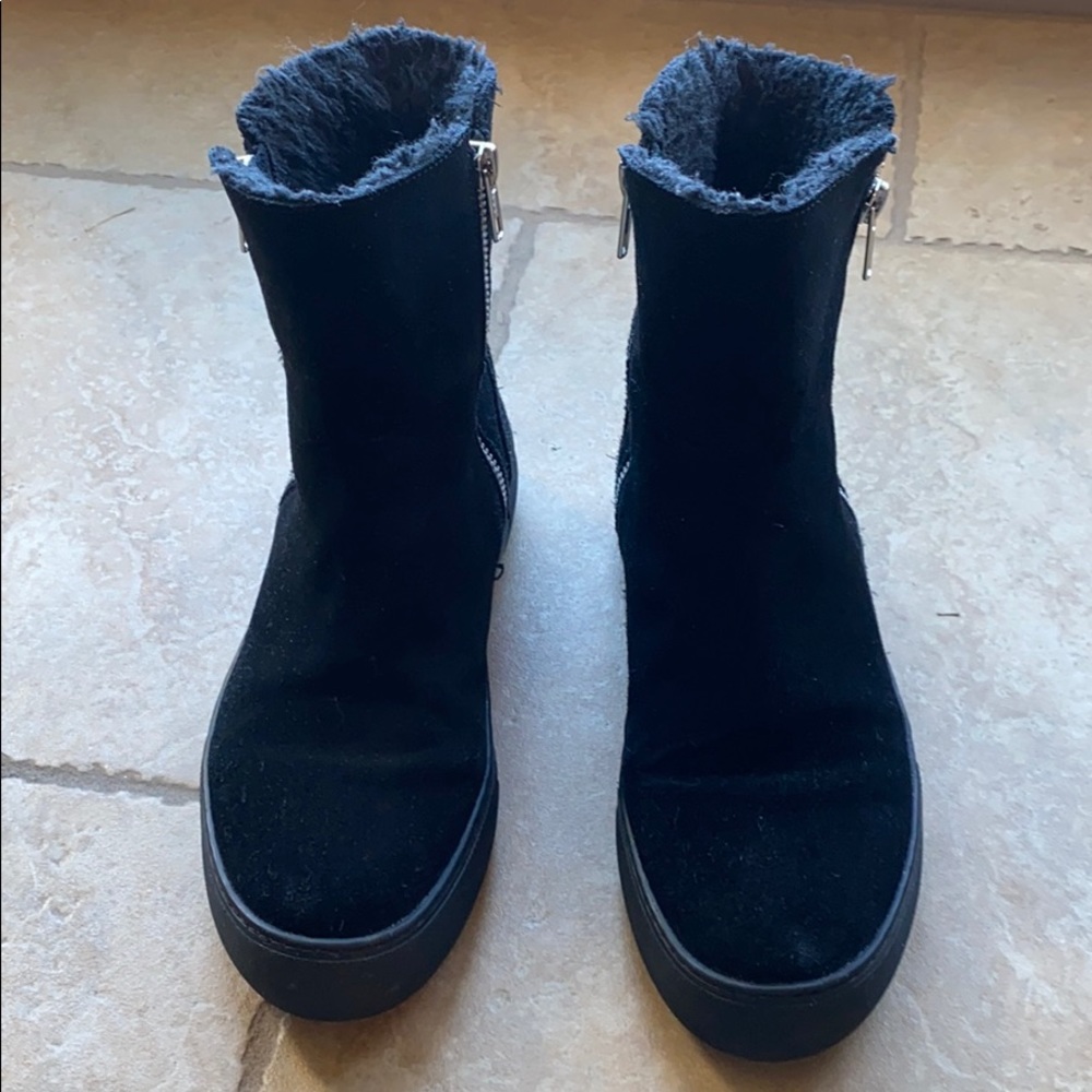 J Slide fur lined boots
